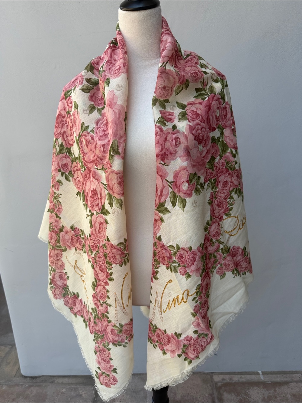 NINA RICCI Vintage Y2K Pink Floral Rose Print Wool Silk Cream SQUARE Scarf/Shawl